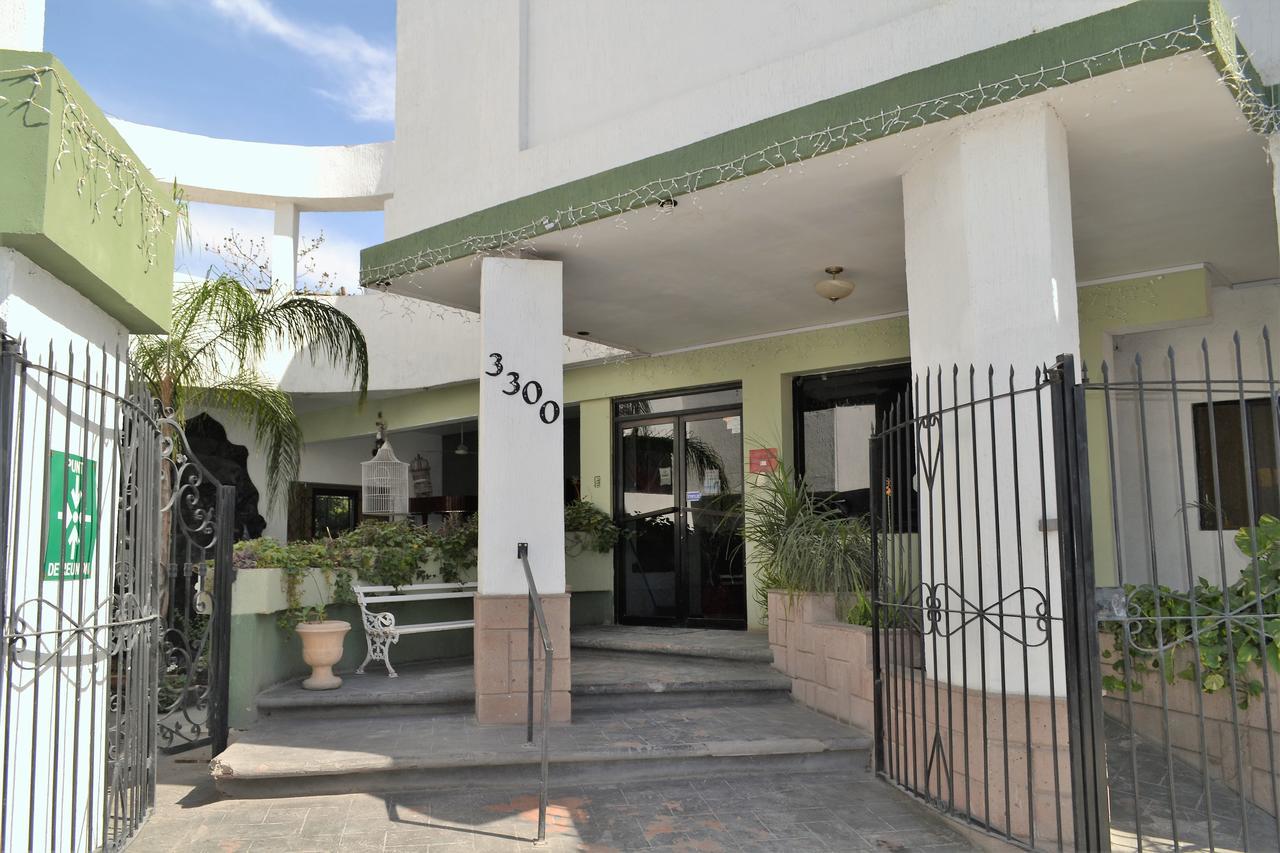 Hotel Laguna Inn Torreón Екстериор снимка